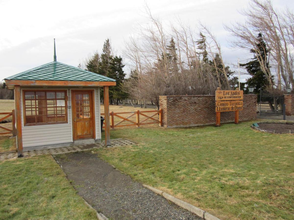 Hotel Y Cabanas Llanuras De Diana - Caja Los Andes Puerto Natales Ngoại thất bức ảnh