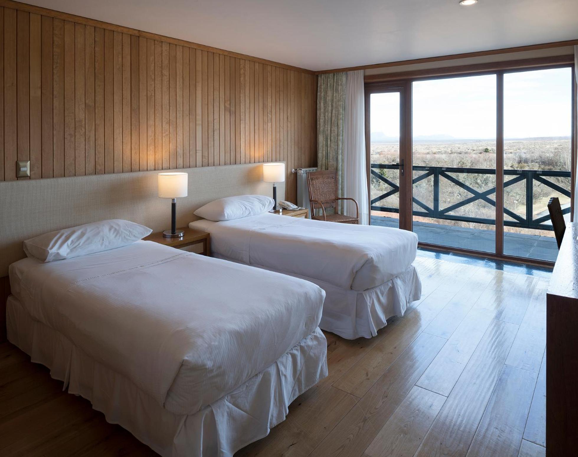 Hotel Y Cabanas Llanuras De Diana - Caja Los Andes Puerto Natales Ngoại thất bức ảnh