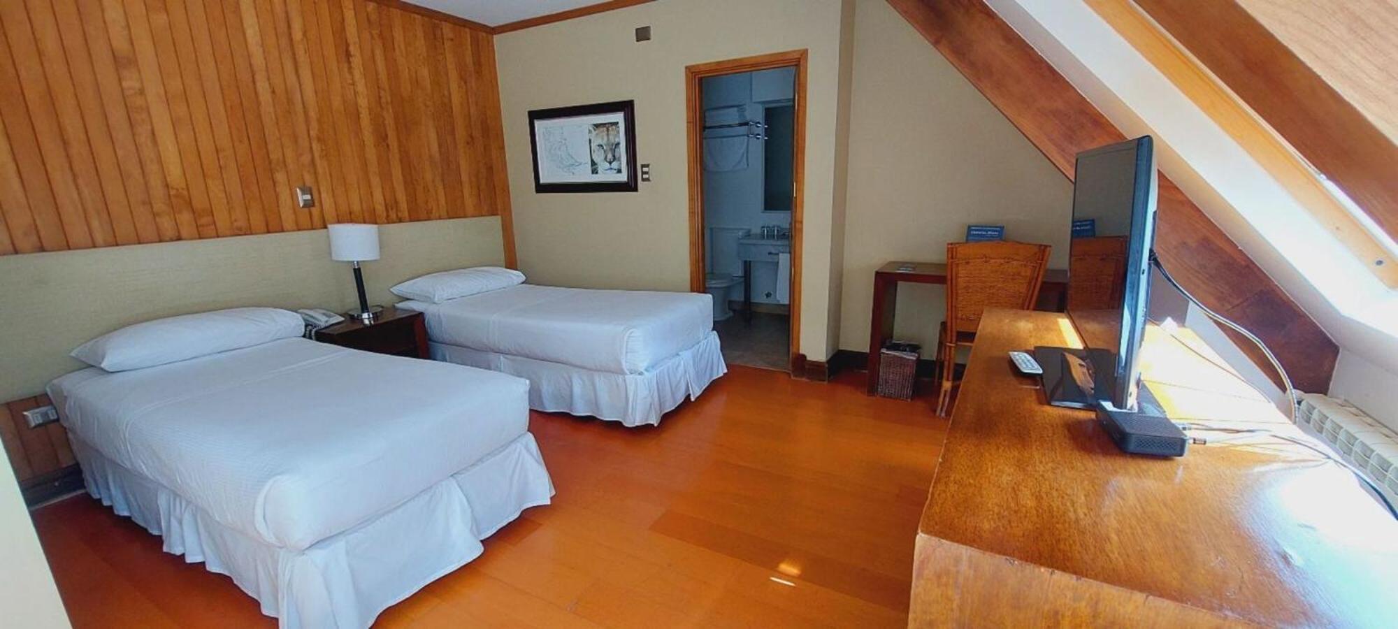 Hotel Y Cabanas Llanuras De Diana - Caja Los Andes Puerto Natales Ngoại thất bức ảnh